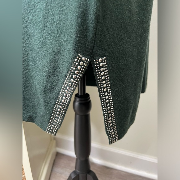 Adrienne Vittadini Studded V Neck Tunic Sweater - Picture 4 of 8